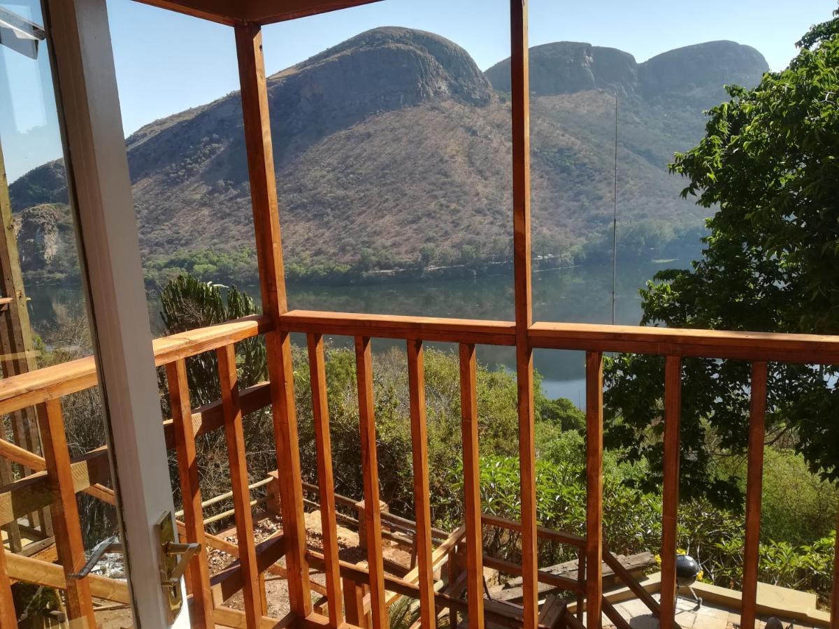 Bed and Breakfast Letamong Hartbeespoort Exteriér fotografie