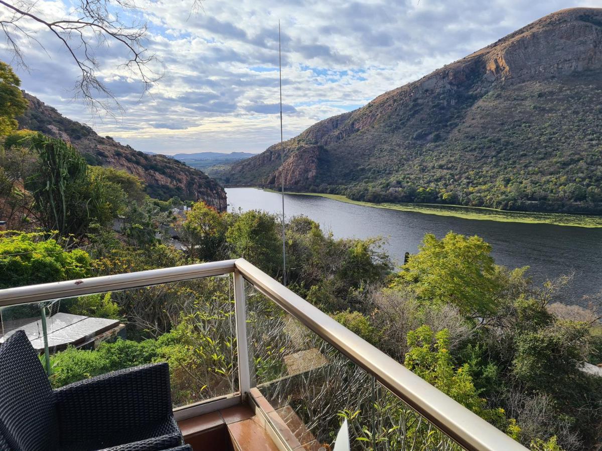Bed and Breakfast Letamong Hartbeespoort Exteriér fotografie