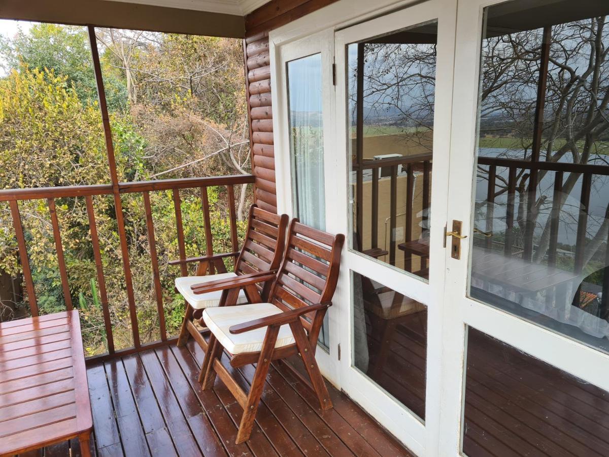 Bed and Breakfast Letamong Hartbeespoort Exteriér fotografie